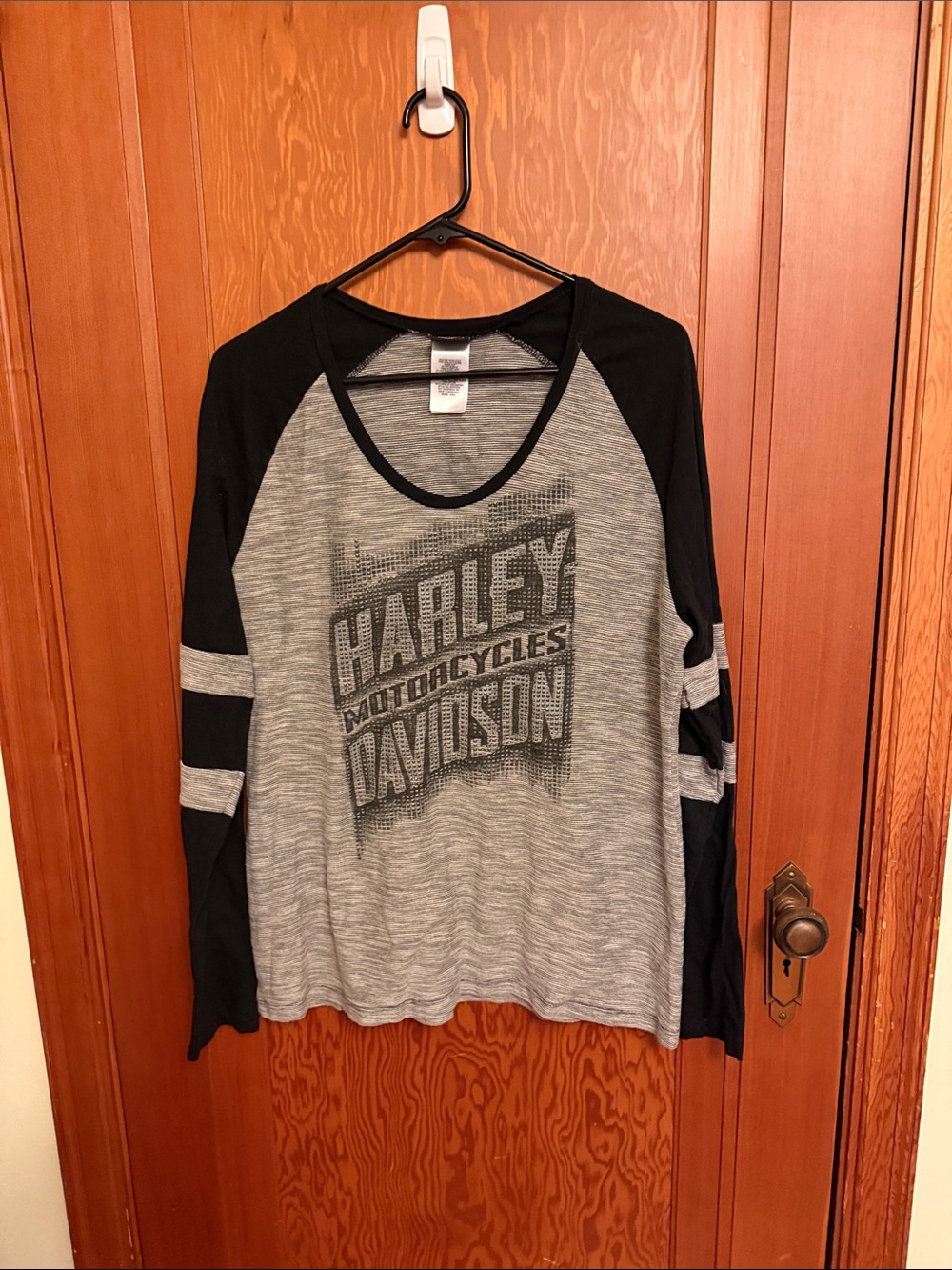 Harley-Davidson Gray and Black Raglan Long Sleeve Tee